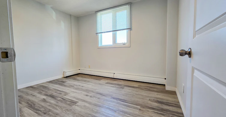 1480-314 14 Street Northwest, Calgary, AB, T2N 1Z7 - 9