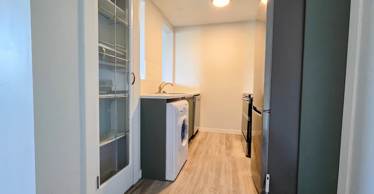 1480-314 14 Street Northwest, Calgary, AB, T2N 1Z7 - 3
