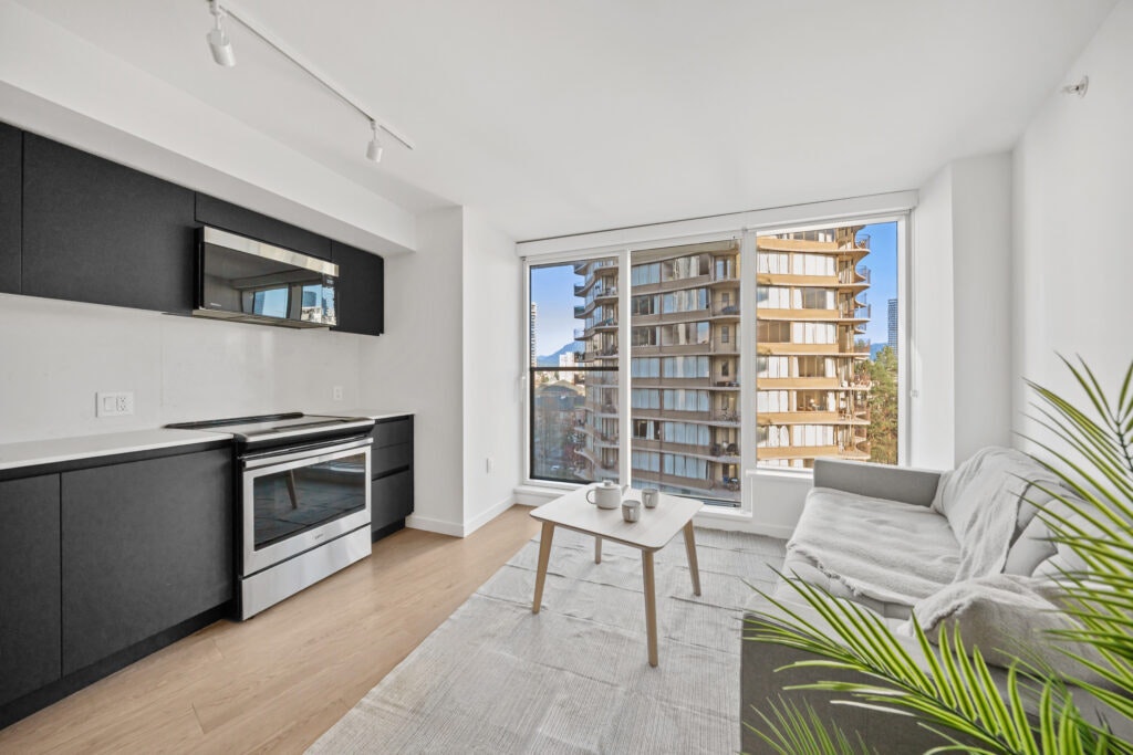 E320-1661 Davie Street, Vancouver, BC, V6G 1W1 - 4