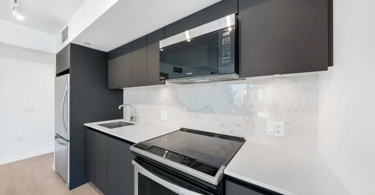 W1103-1661 Davie Street, Vancouver, BC, V6G 1W1 - 9