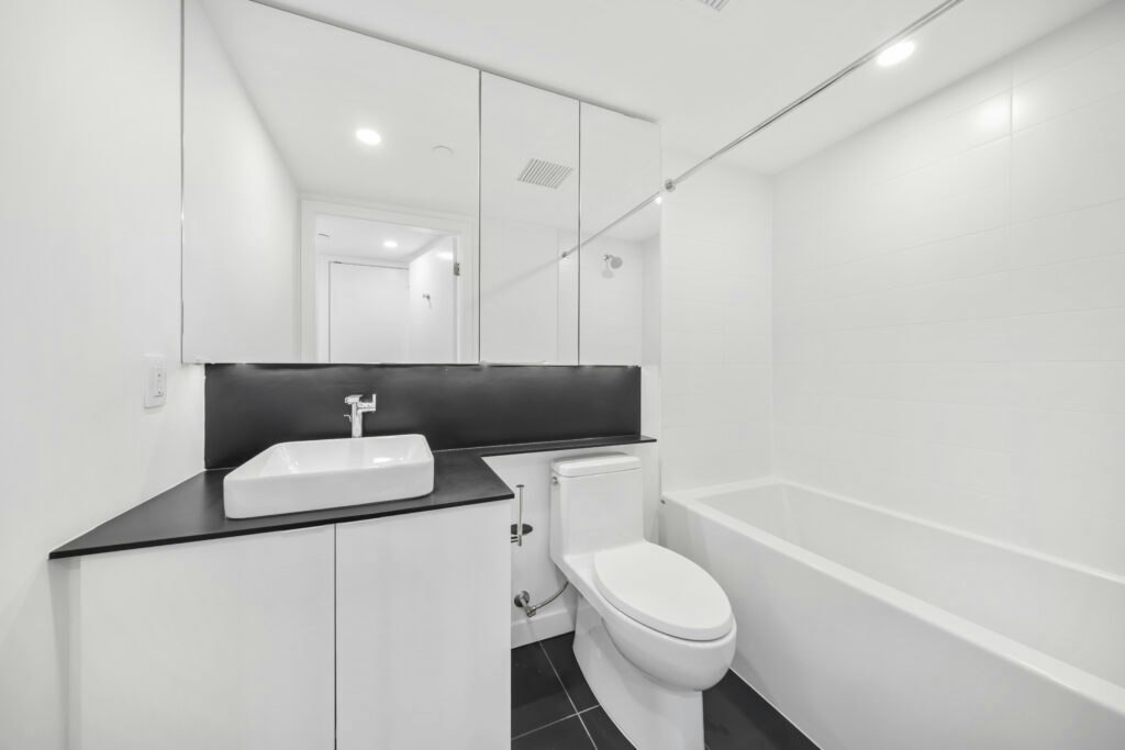 W506-1661 Davie Street, Vancouver, BC, V6G 1W1 - 16