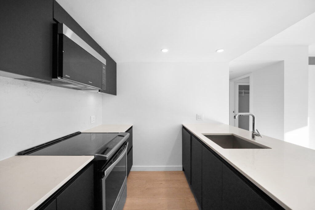 E407-1661 Davie Street, Vancouver, BC, V6G 1W1 - 9