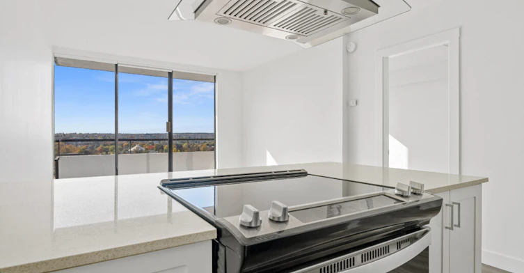 1004-1202 Harwood Street, Vancouver, BC, V6E 1S3 - 5