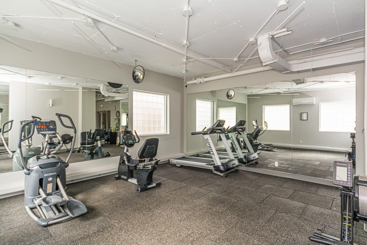 8510 111 Street Northwest, Edmonton, AB, T6G 1H7 - 7