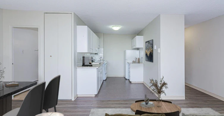 8510 111 Street Northwest, Edmonton, AB, T6G 1H7 - 4