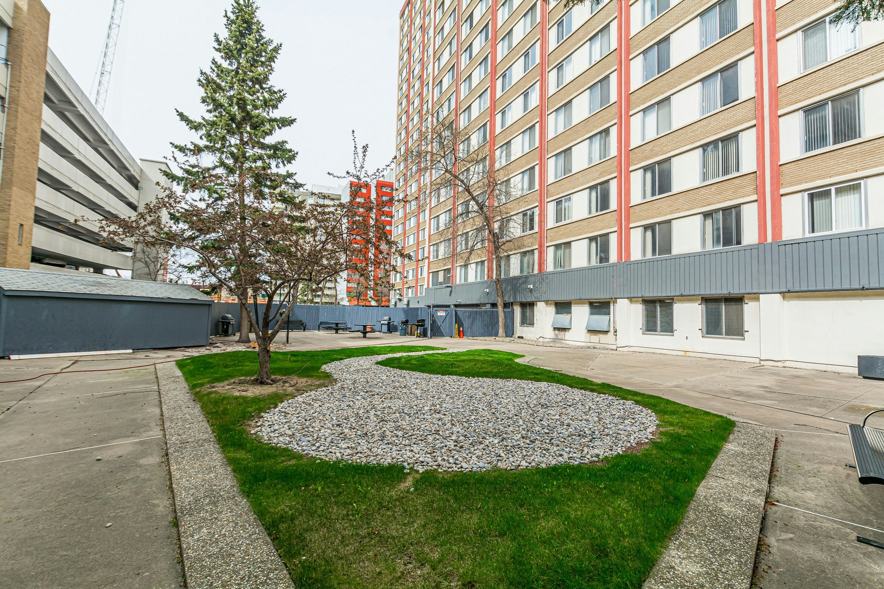 8510 111 Street Northwest, Edmonton, AB, T6G 1H7 - 11