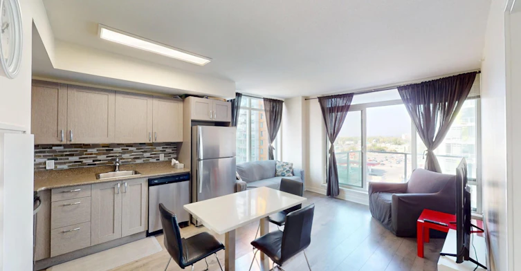 10 Brentwood Common Nw, Calgary, AB, T2L 2L6