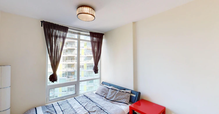 10 Brentwood Common Nw, Calgary, AB, T2L 2L6 - 7