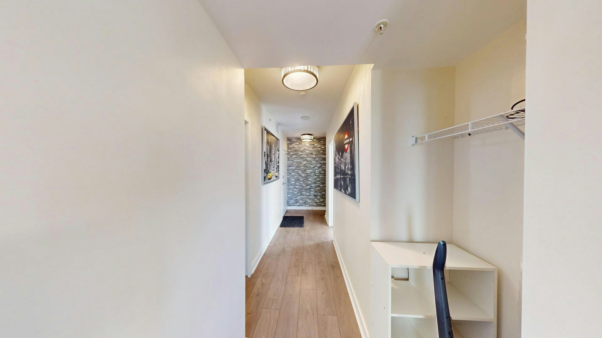 10 Brentwood Common Nw, Calgary, AB, T2L 2L6 - 6