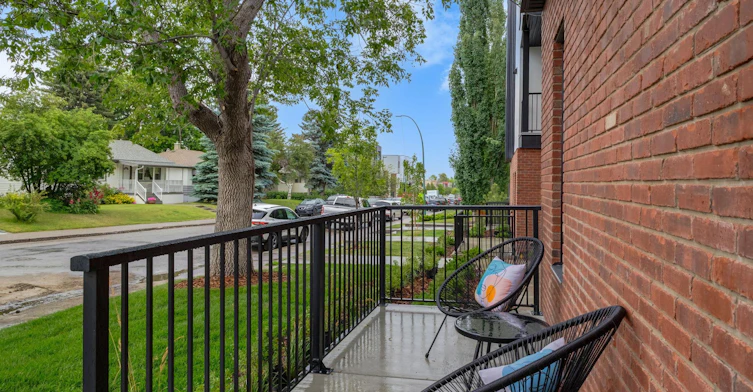 1745 36 Avenue Southwest, Calgary, AB, T2T 2G4 - 26