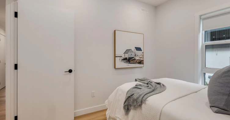 1745 36 Avenue Southwest, Calgary, AB, T2T 2G4 - 16