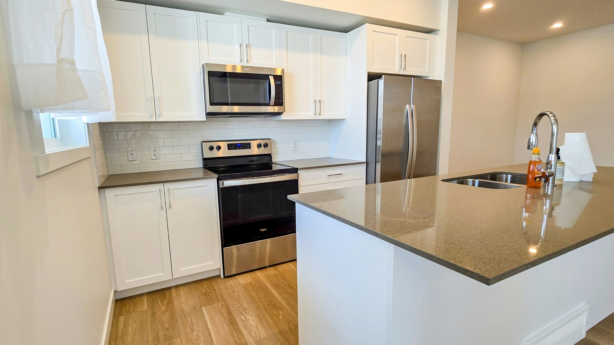 325-65 Belvedere Point Southeast, Calgary, AB, T2A 7Y9 - 4