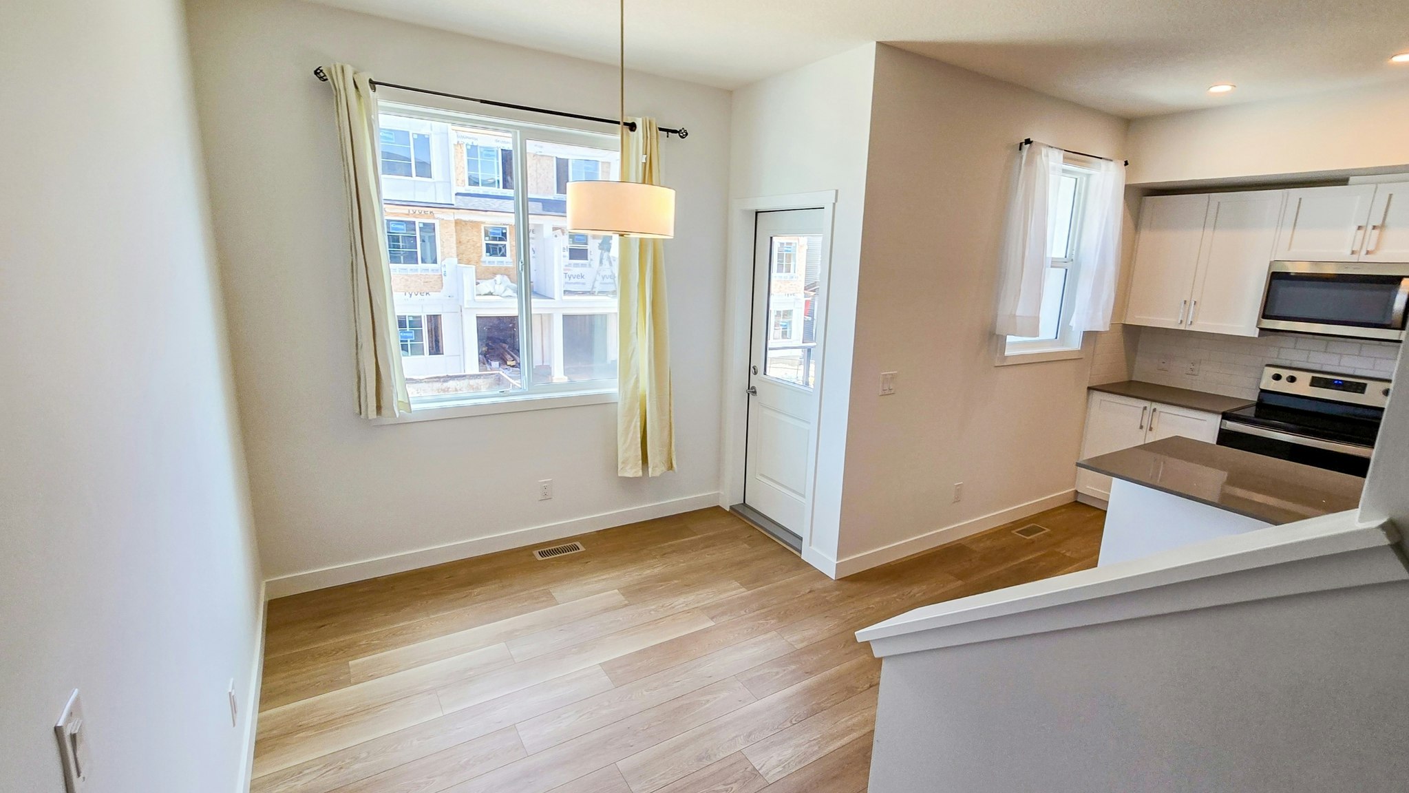 325-65 Belvedere Point Southeast, Calgary, AB, T2A 7Y9 - 5