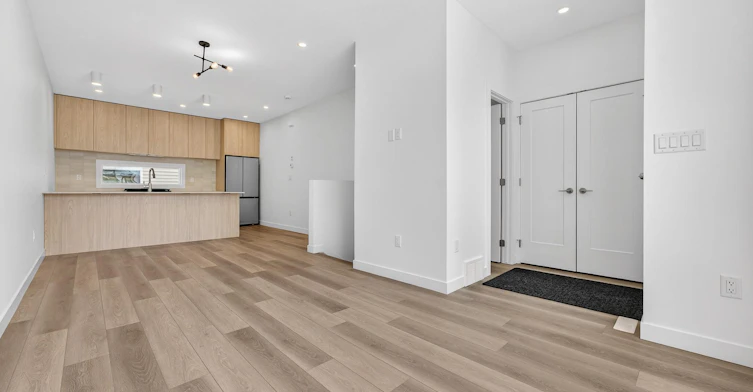 22-13516 115 Avenue Northwest, Edmonton, AB, T5M 3A8 - 4