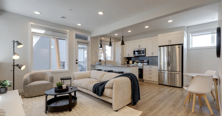 Fen-14545 1 Street Northwest, Calgary, AB, T3P 1T1