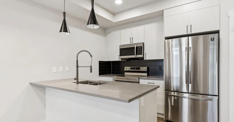 Cedar-14545 1 Street Northwest, Calgary, AB, T3P 1T1 - 4