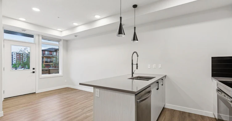 Cedar-14545 1 Street Northwest, Calgary, AB, T3P 1T1 - 9