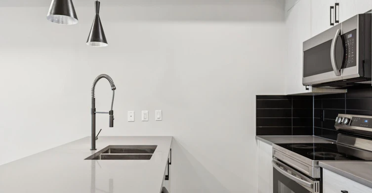Cedar-14545 1 Street Northwest, Calgary, AB, T3P 1T1 - 10
