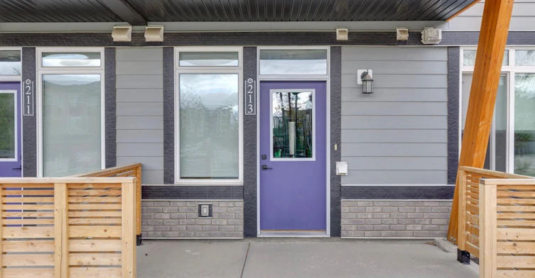 Cedar-14545 1 Street Northwest, Calgary, AB, T3P 1T1