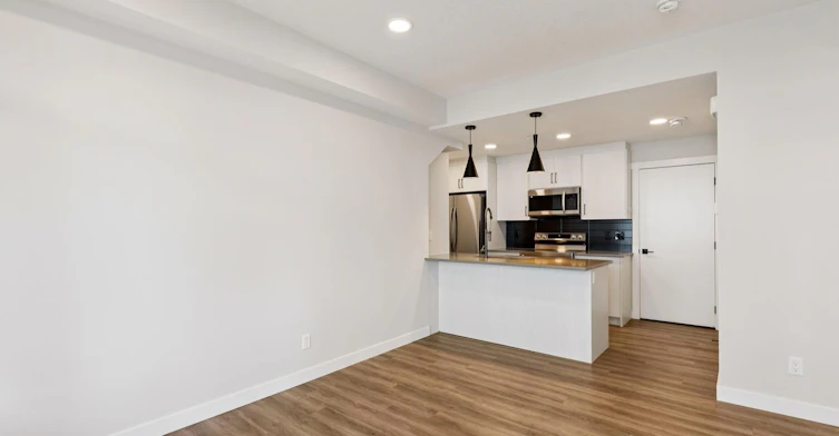 Cali 2-14545 1 Street Northwest, Calgary, AB, T3P 1T1