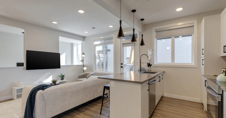 14545 1 Street Northwest, Calgary, AB, T3P 1T1 - 4