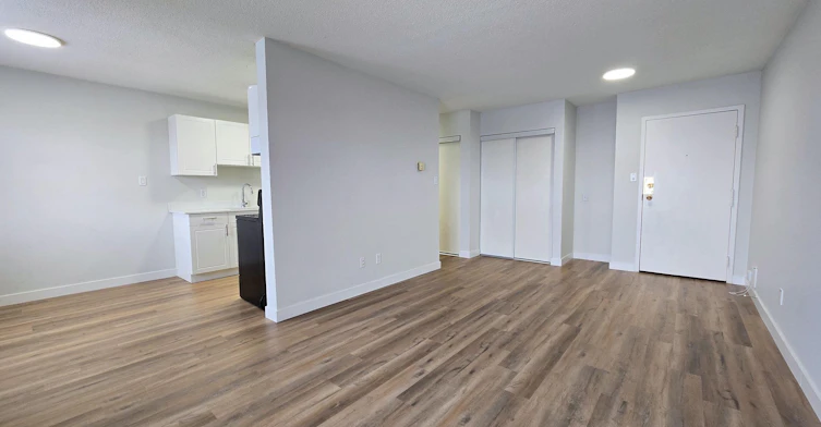 Premium-10129 163 Street NW, Edmonton, AB, T5P 3N6 - 2