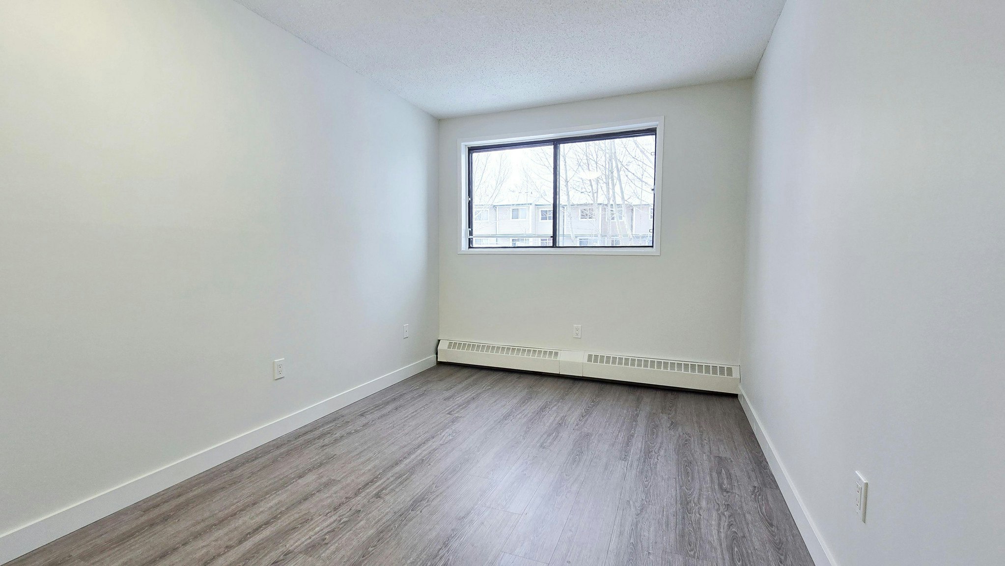 Premium-16304 100 Street NW, Edmonton, AB, T5X 5J6 - 7