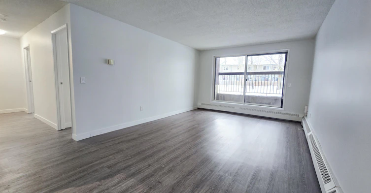 Premium-16304 100 Street NW, Edmonton, AB, T5X 5J6 - 4