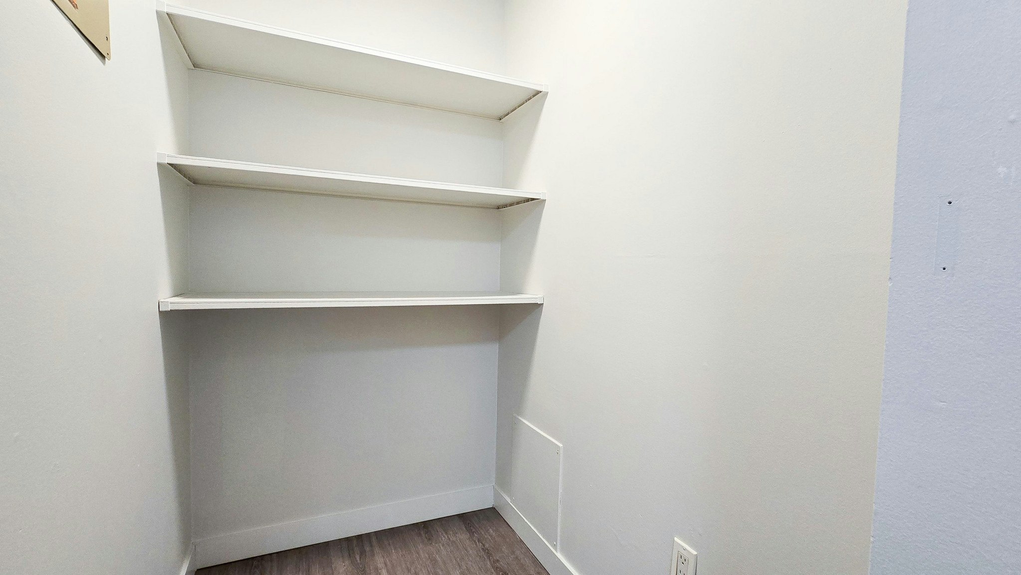 Premium-16304 100 Street NW, Edmonton, AB, T5X 5J6 - 11