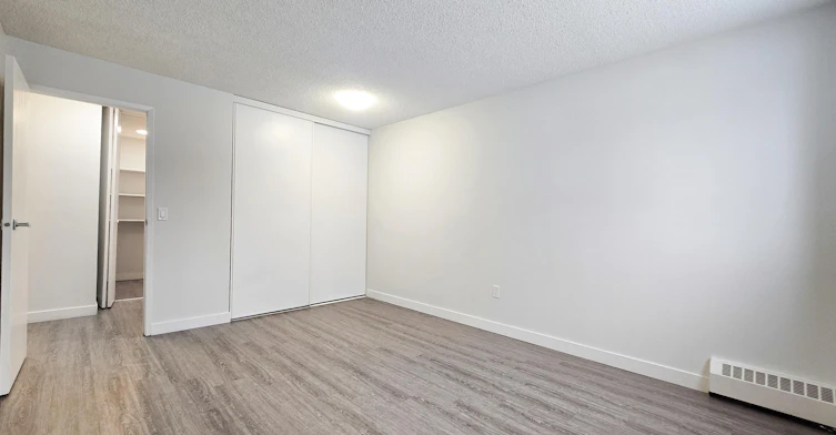 Premium-16304 100 Street NW, Edmonton, AB, T5X 5J6 - 10