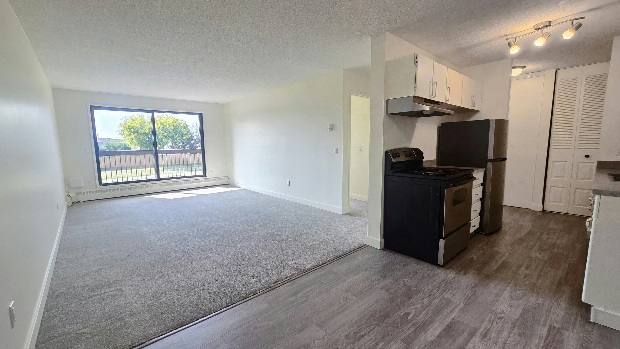 Classic-16304 100 Street NW, Edmonton, AB, T5X 5J6 - 2