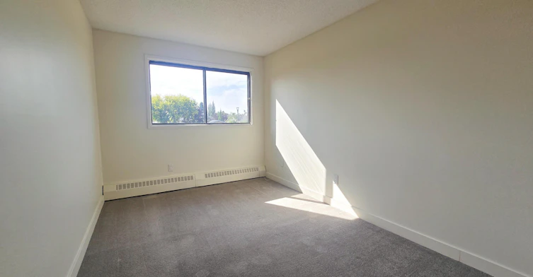 Classic-16304 100 Street NW, Edmonton, AB, T5X 5J6 - 8