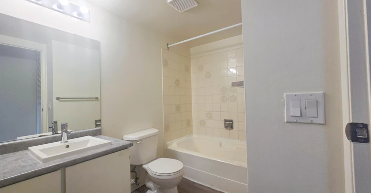 Classic-16304 100 Street NW, Edmonton, AB, T5X 5J6 - 11