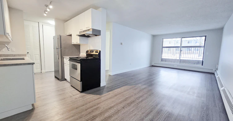Premium-16304 100 Street NW, Edmonton, AB, T5X 5J6