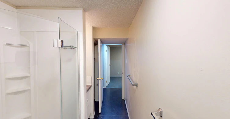1516 46 Street SE, Calgary, AB, T2A 1N8 - 10