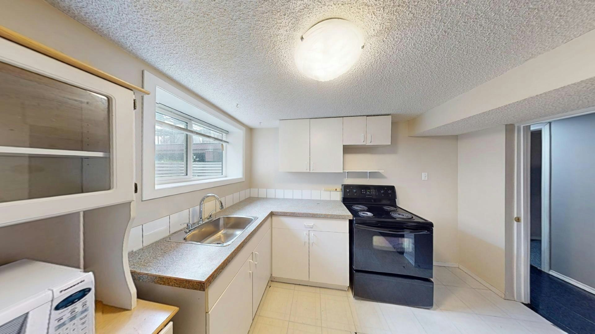 1516 46 Street SE, Calgary, AB, T2A 1N8 - 5