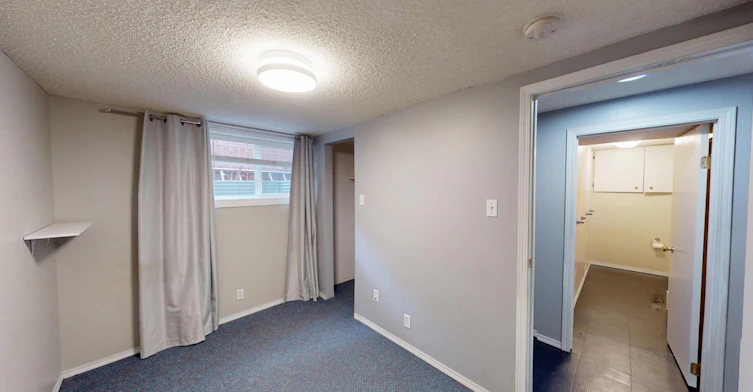 1516 46 Street SE, Calgary, AB, T2A 1N8 - 8