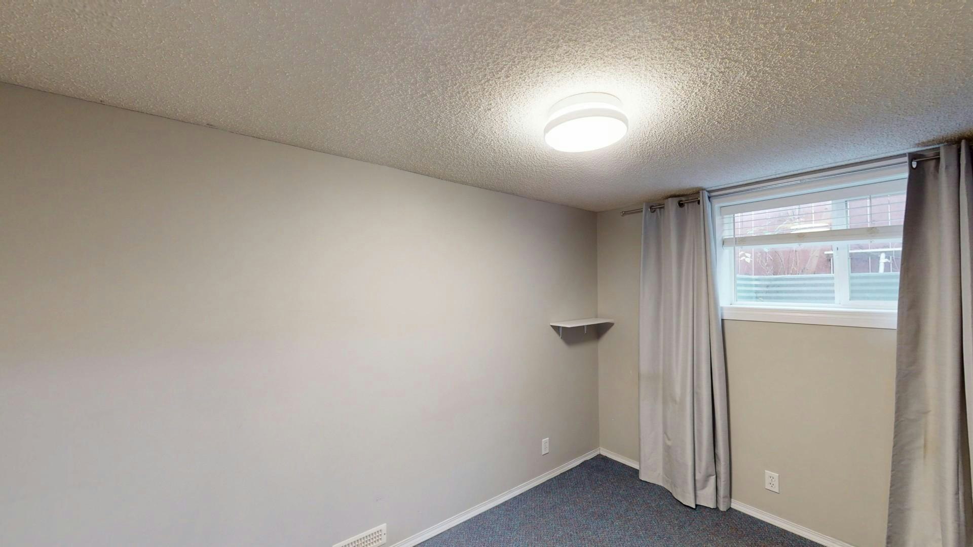 1516 46 Street SE, Calgary, AB, T2A 1N8 - 9