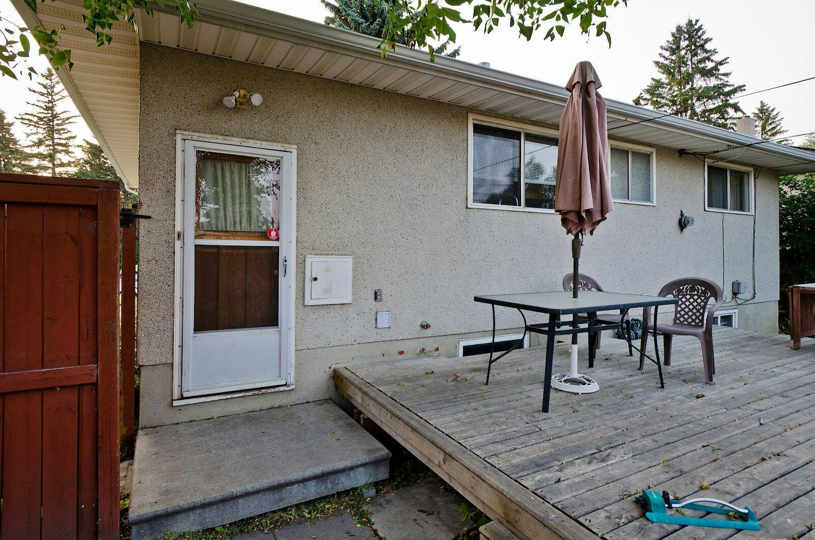 1516 46 Street SE, Calgary, AB, T2A 1N8 - 15