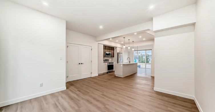 15720 103 Avenue, Edmonton, AB, T5P 0P5 - 17