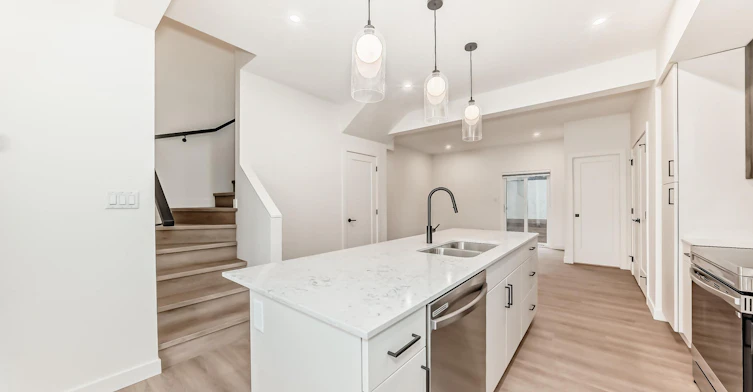 15720 103 Avenue, Edmonton, AB, T5P 0P5 - 6
