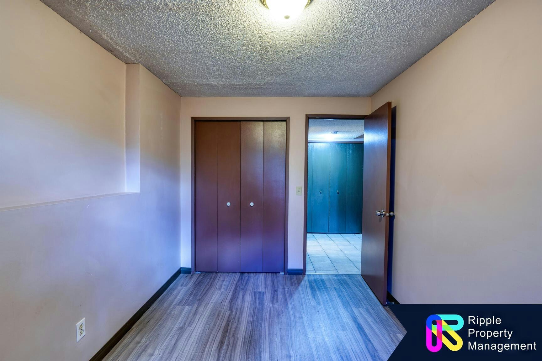 E-7712 Bowness Road Northwest, Calgary, AB, T3B 0H1 - 9