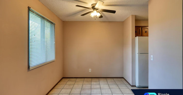 E-7712 Bowness Road Northwest, Calgary, AB, T3B 0H1 - 7