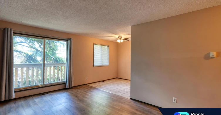 E-7712 Bowness Road Northwest, Calgary, AB, T3B 0H1 - 5
