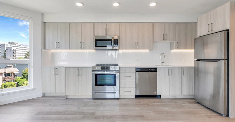 508-127 East 12th Street, North Vancouver, BC, V7L 0H3 - 5