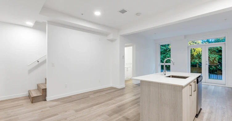 127 East 12th Street, North Vancouver, BC, V7L 0H3 - 8
