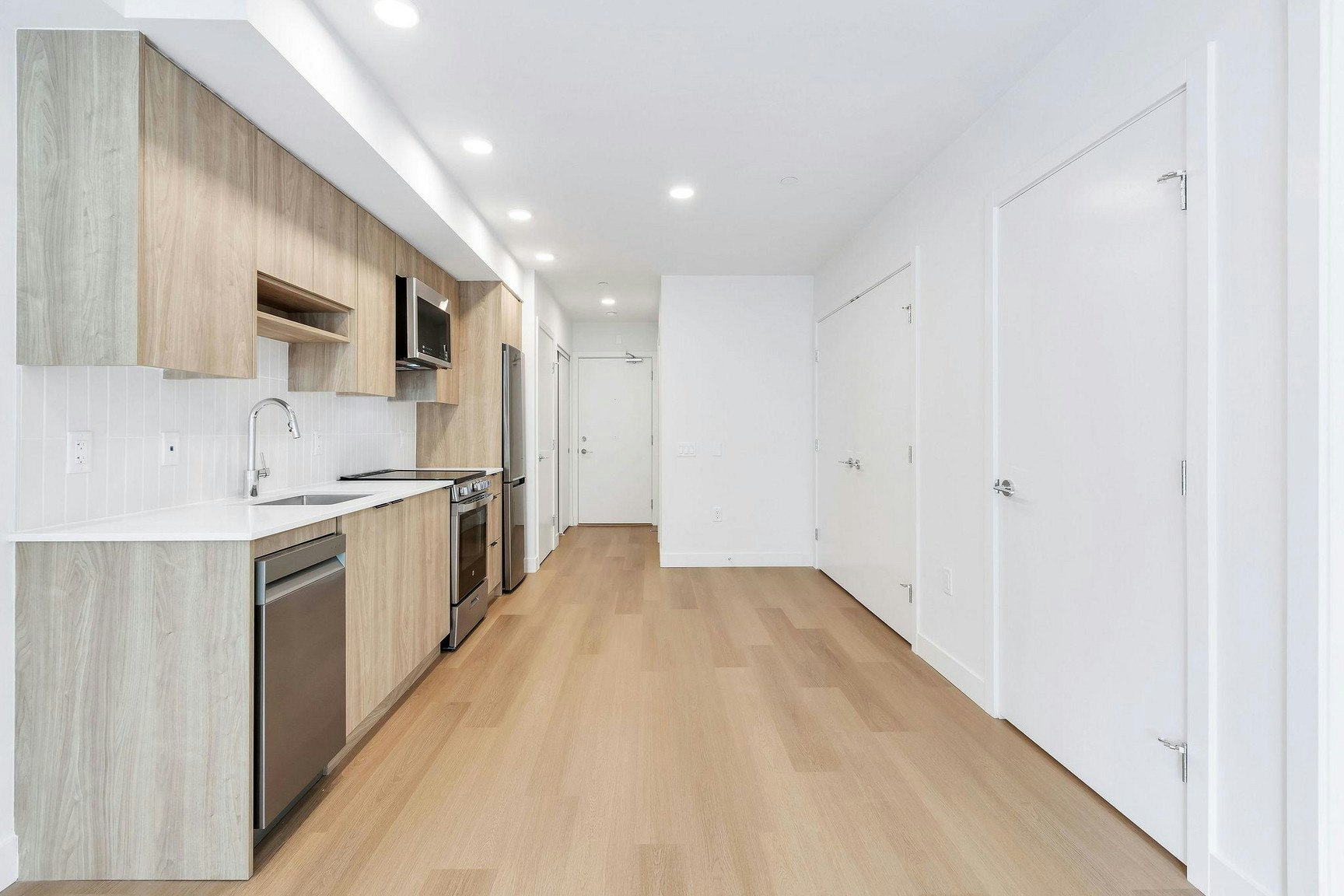 208-1490 West 32nd Avenue, Vancouver, BC, V6H 0C8 - 5