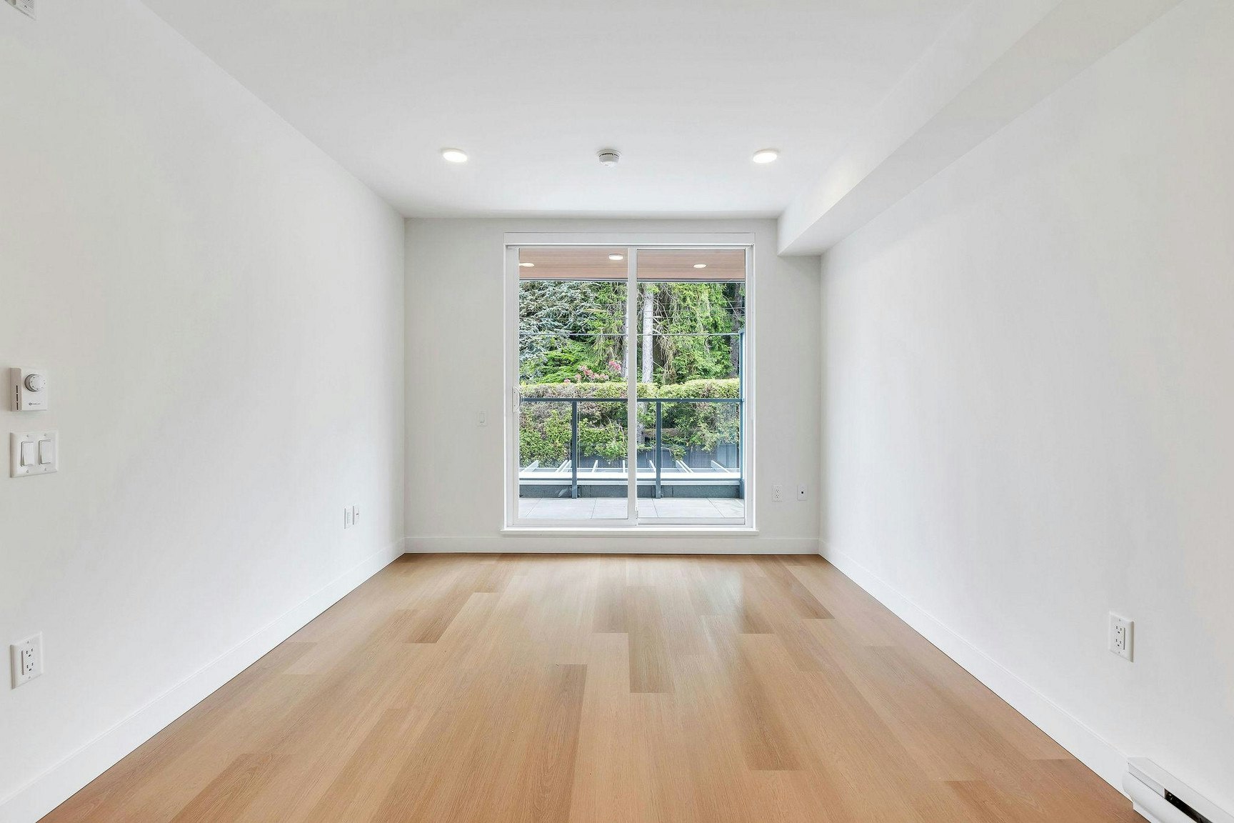 208-1490 West 32nd Avenue, Vancouver, BC, V6H 0C8 - 2