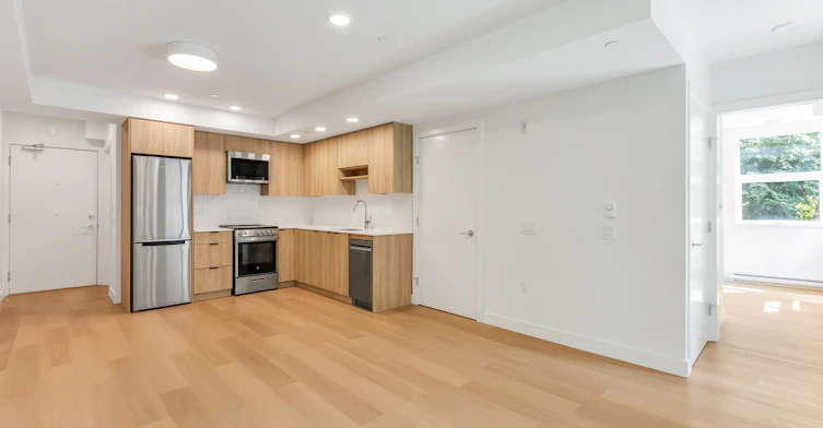 110-1490 West 32nd Avenue, Vancouver, BC, V6H 0C8 - 6