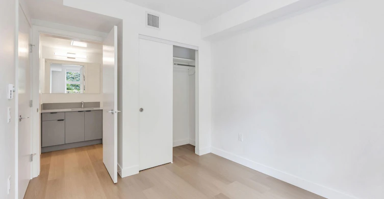 208-1490 West 32nd Avenue, Vancouver, BC, V6H 0C8 - 8